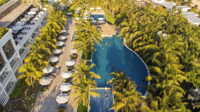 The Cliff Resort & Residences